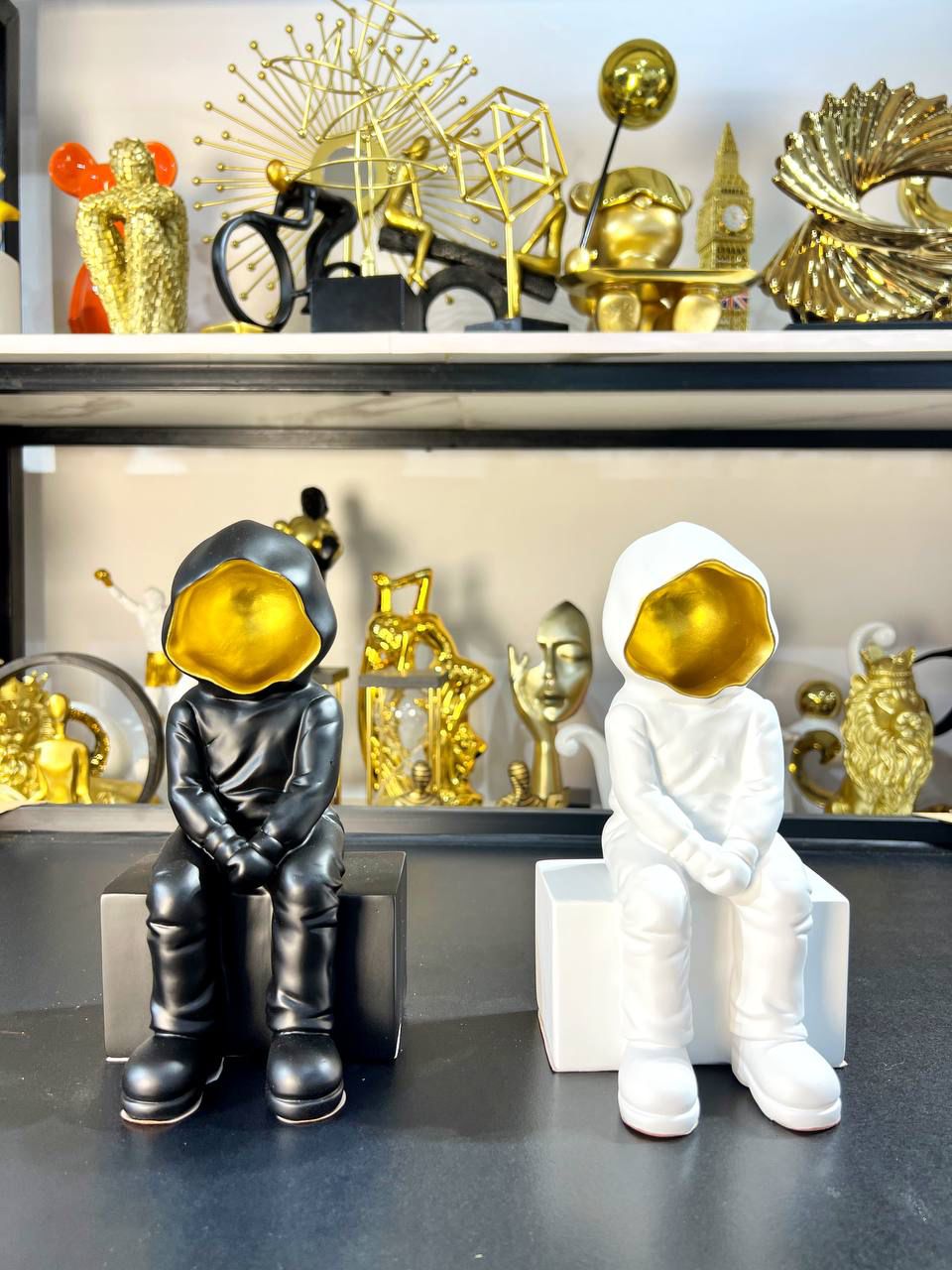 Statement Décor Pieces
